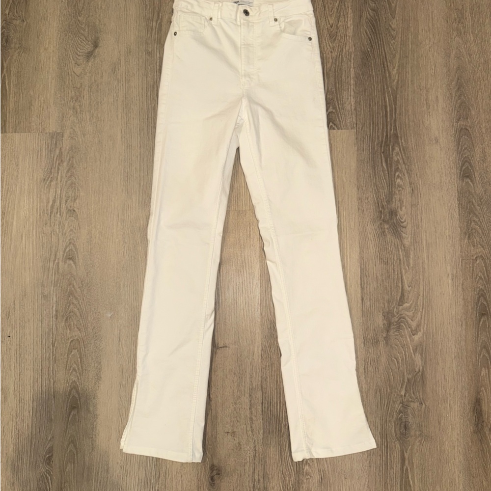 Zara White Straight Leg Jeans